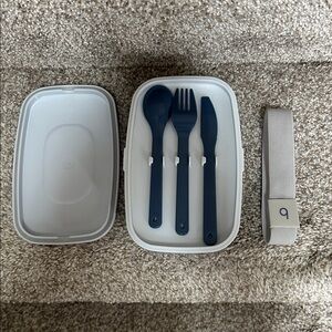 BENTGO On-the-Go Stackable Food Container with Utensil Set